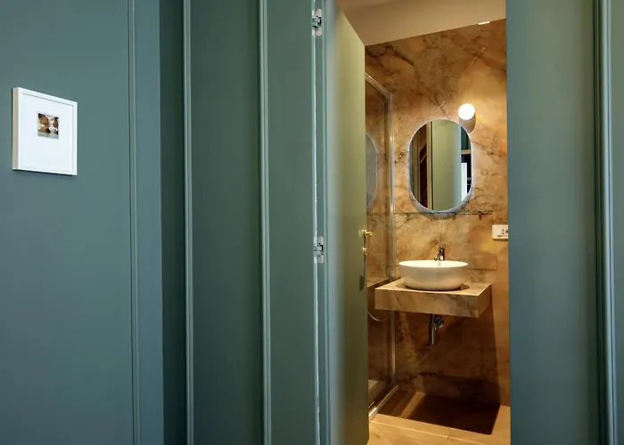 The Right Place 4u - Casa Truman Collection - Sole Savelli Boutique 4*
