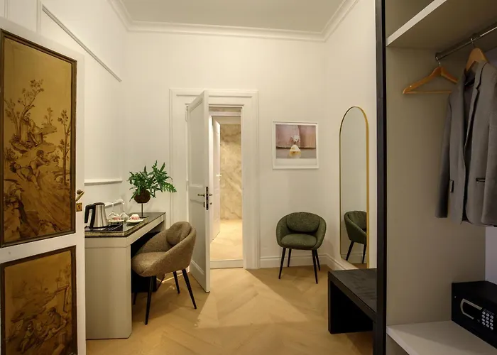The Right Place 4u - Casa Truman Collection - Sole Savelli Boutique 4*