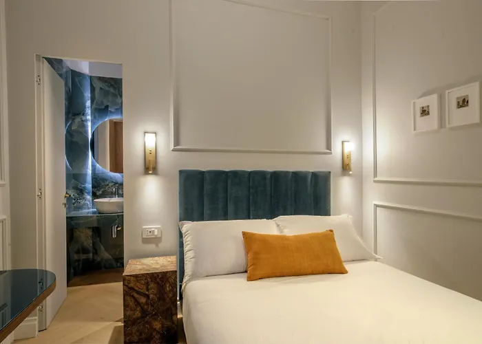 Affittacamere The Right Place 4u - Casa Truman Collection - Sole Savelli Boutique 4*