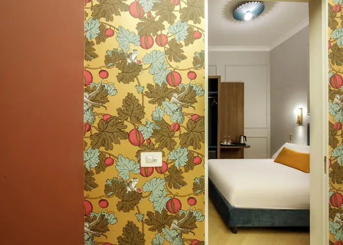 Affittacamere The Right Place 4u - Casa Truman Collection - Sole Savelli Boutique 4*